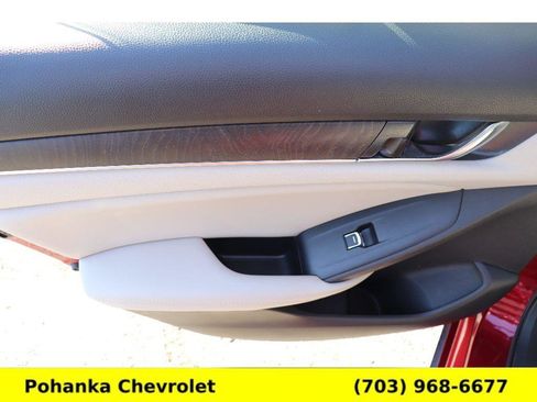 Used 2022 Honda Accord EX-L image 25