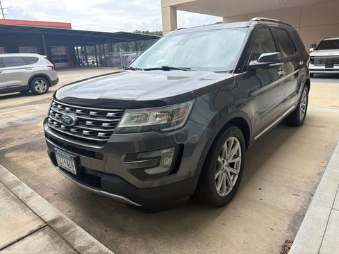 Used 2016 Ford Explorer Limited w/ Equipment Group 301A AWD/4WD image 1