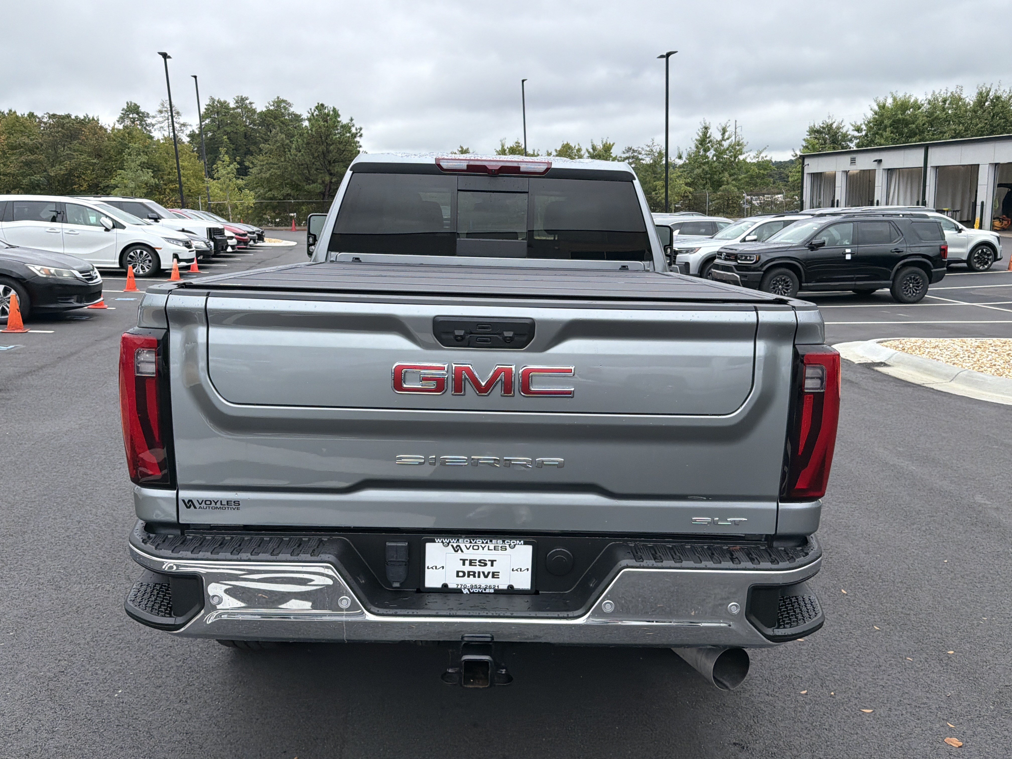 Used 2024 GMC Sierra 2500 SLT w/ SLT Premium Package AWD/4WD image 6
