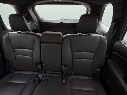 Used 2024 Honda Passport Black Edition image 13