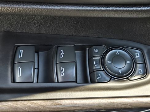 Used 2020 Chevrolet Silverado 3500 LTZ AWD/4WD image 19