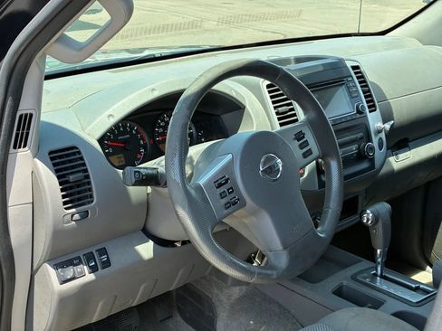 Used 2017 Nissan Frontier SV AWD/4WD image 15