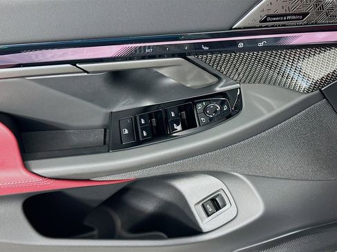 New 2027 BMW 530i xDrive AWD/4WD image 19