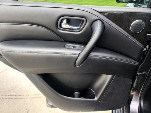 Used 2024 INFINITI QX80 Luxe image 30