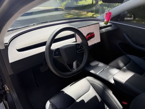 Used 2024 Tesla Model 3 Long Range AWD/4WD image 31