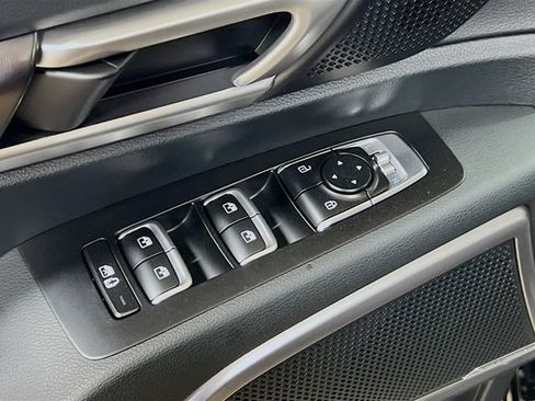 New 2025 Kia Telluride S image 18