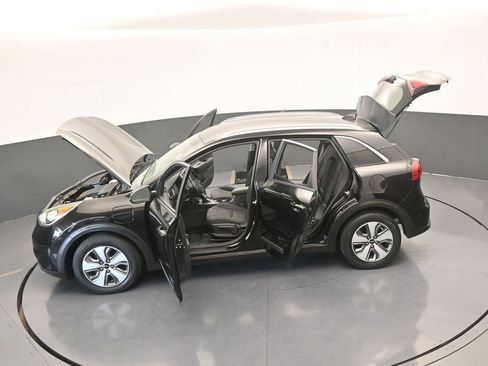 Used 2019 Kia Niro LX image 63