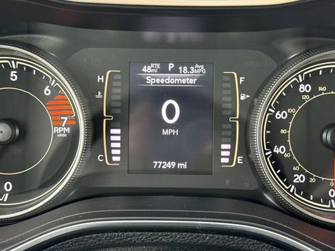 Used 2020 Jeep Cherokee Latitude FWD image 26