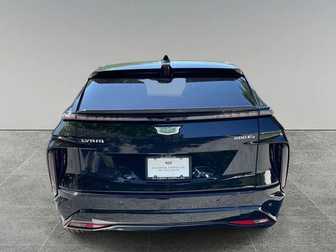 New 2026 Cadillac Lyriq Signature Sport AWD/4WD image 4
