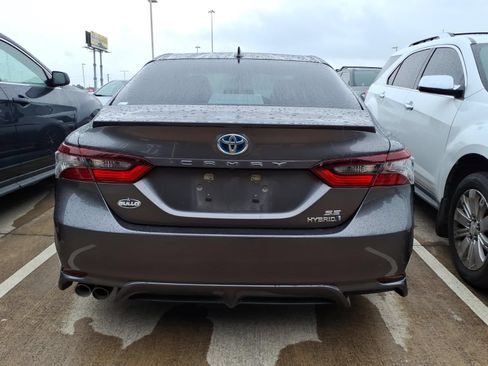 Certified 2021 Toyota Camry SE FWD image 7