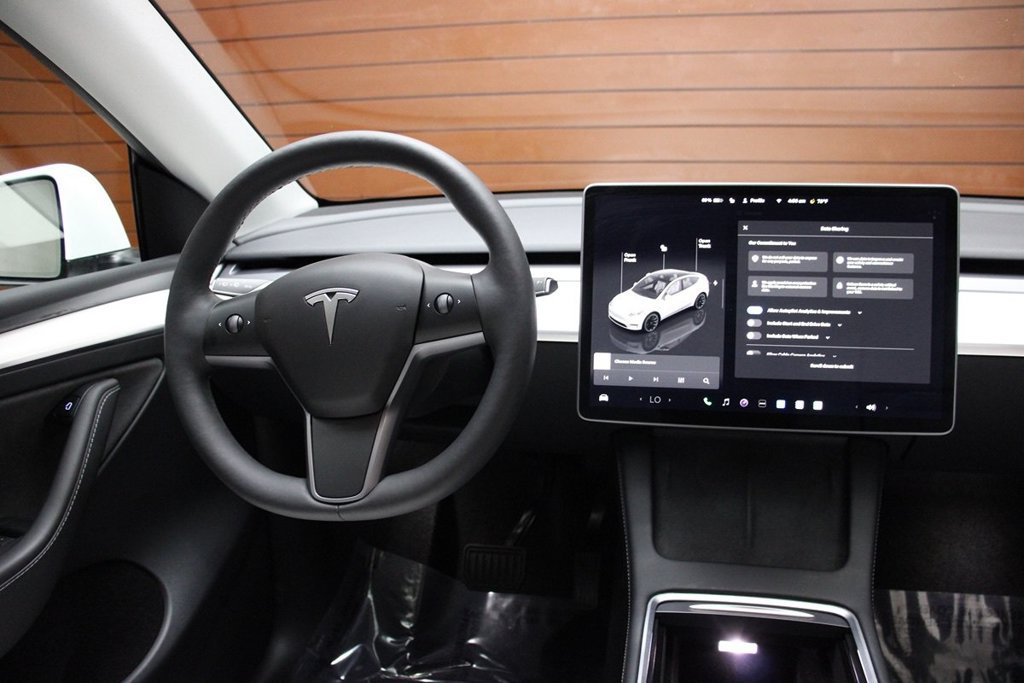 Used 2023 Tesla Model Y Long Range AWD/4WD image 22