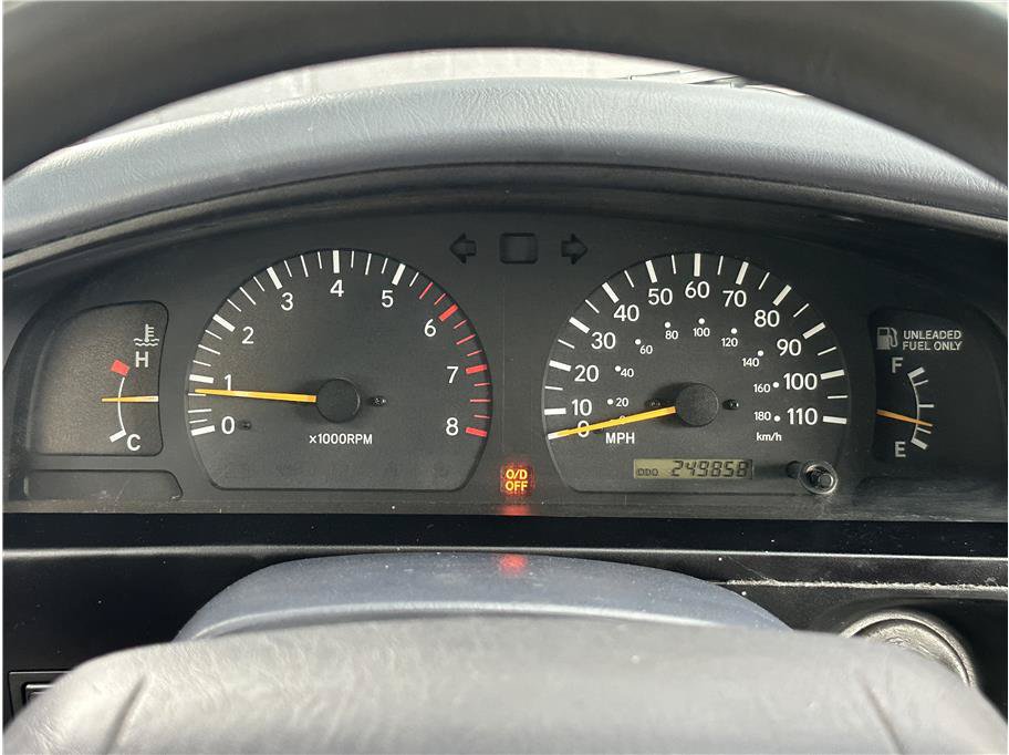 Used 1999 Toyota Tacoma 4x4 Xtracab V6 w/ SR5 Pkg image 19