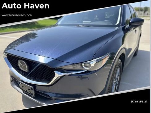 Used 2020 MAZDA CX-5 Touring FWD image 1