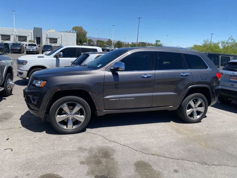 Used 2015 Jeep Grand Cherokee Overland AWD/4WD image 4