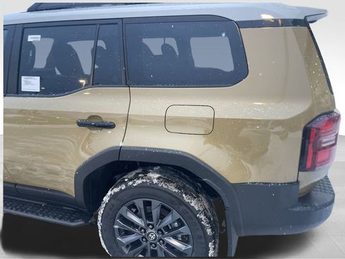 New 2026 Toyota Land Cruiser Base image 6