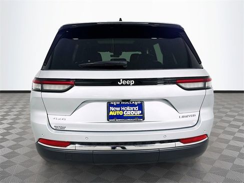 New 2025 Jeep Grand Cherokee Limited w/ Trailer Tow Package image 5