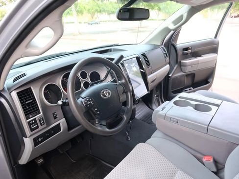 Used 2012 Toyota Tundra 4x4 Double Cab w/ Tow Pkg image 22