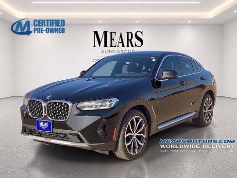 Used 2022 BMW X4 xDrive30i w/ Parking Assistance Package AWD/4WD image 1