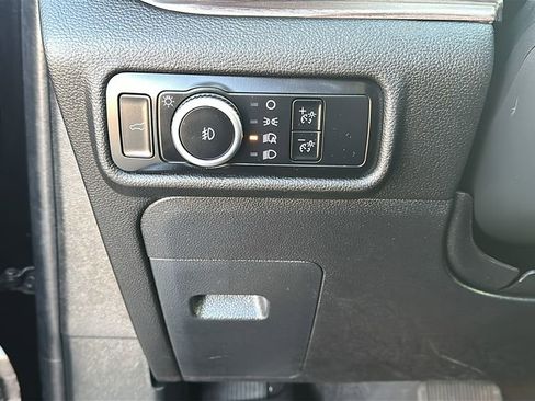 Used 2024 Ford Explorer Limited w/ Equipment Group 301A image 21