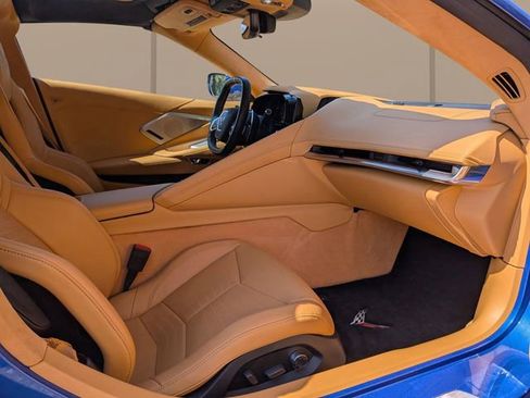 Used 2022 Chevrolet Corvette Stingray Premium Cpe w/ Z51 Performance Package RWD image 16