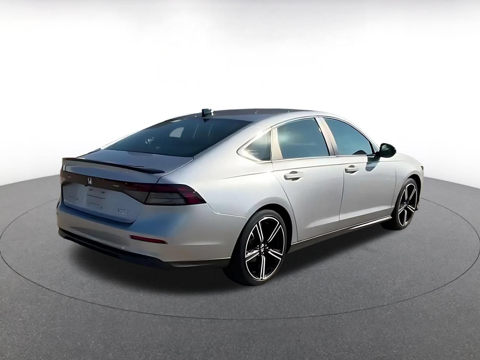Used 2023 Honda Accord Sport image 13