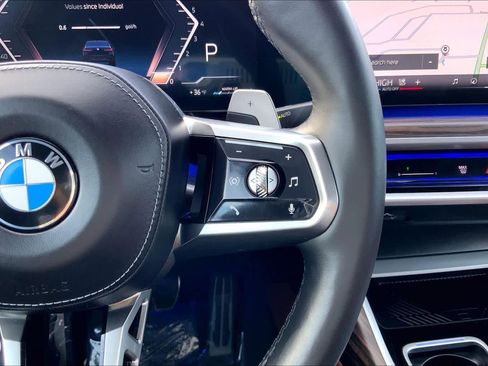 Certified 2023 BMW 760i xDrive image 24