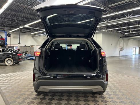 Used 2023 Ford Edge SEL AWD/4WD image 11