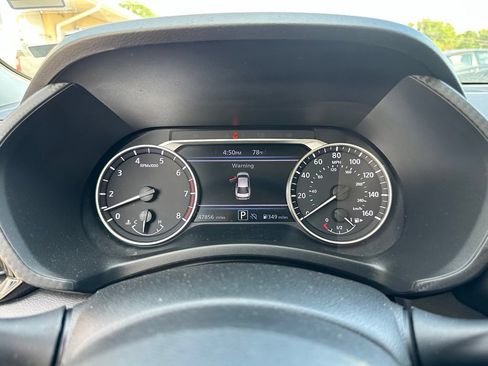 Used 2025 Nissan Sentra SV FWD image 23