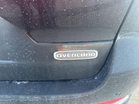 Used 2024 Jeep Grand Cherokee Overland image 7