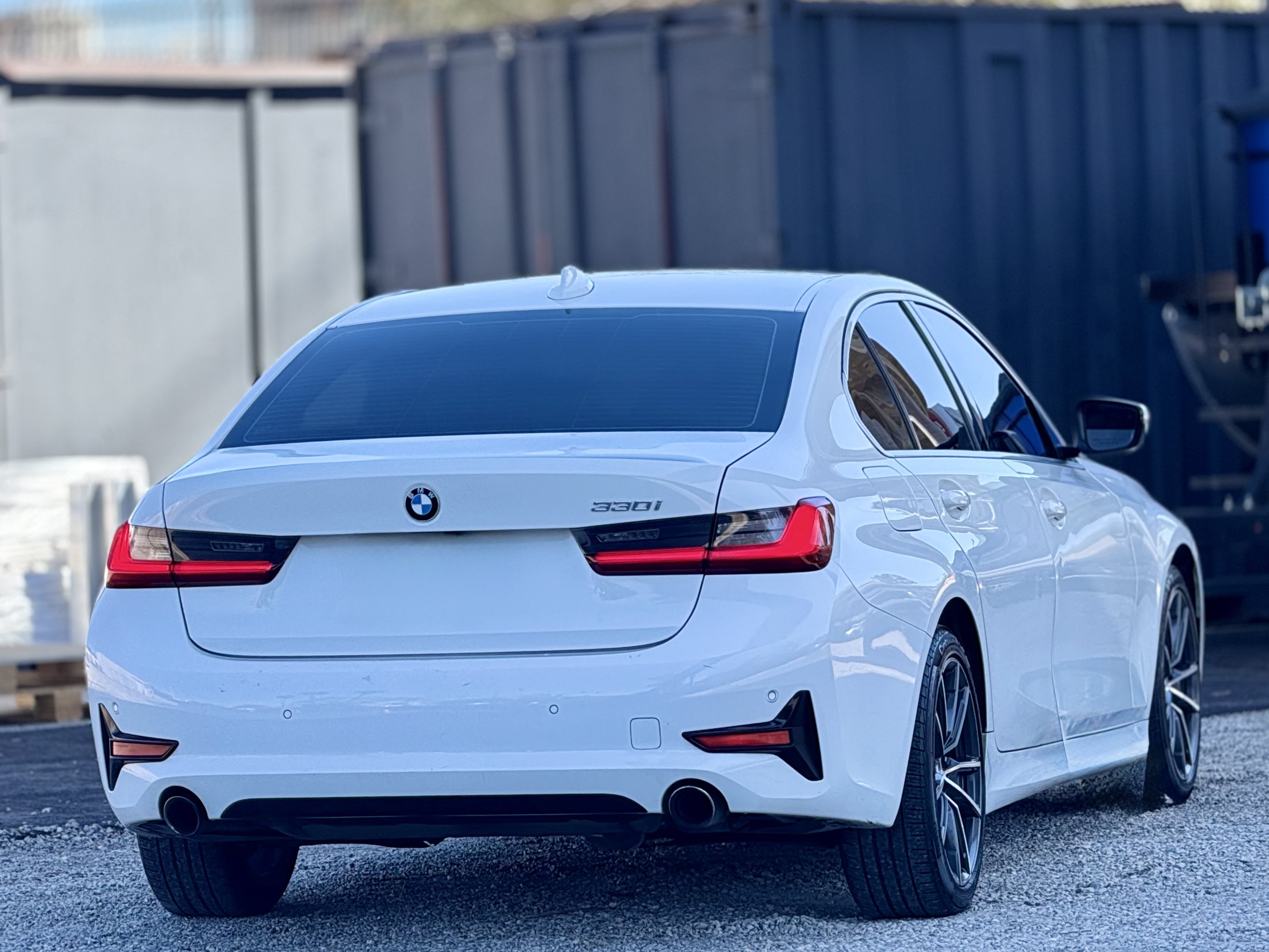 Used 2020 BMW 330i Sedan w/ Driving Assistance Package RWD image 28