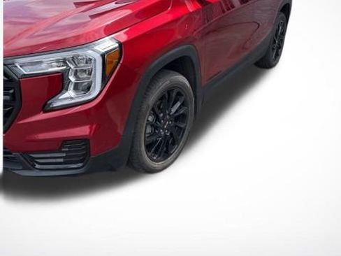 Certified 2023 GMC Terrain SLE w/ Driver Convenience Package image 1