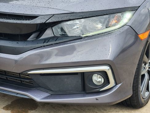 Used 2019 Honda Civic EX-L image 9