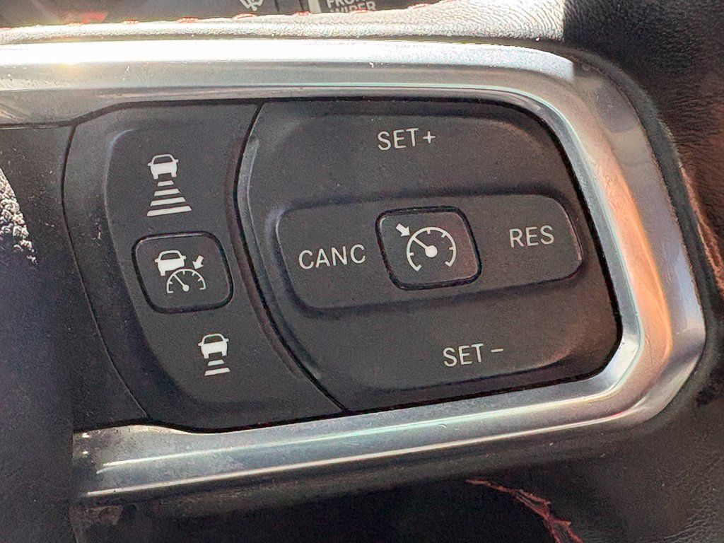 Used 2020 Jeep Gladiator Rubicon AWD/4WD image 16