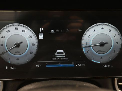 Certified 2024 Hyundai Elantra Limited image 14