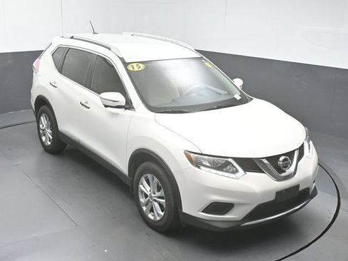 Used 2015 Nissan Rogue SV w/ SV Premium Package FWD image 63