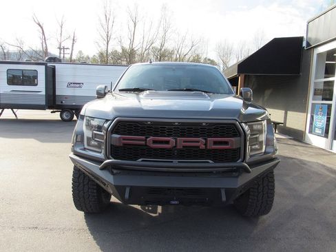 Used 2019 Ford F150 Raptor w/ Equipment Group 802A Luxury AWD/4WD image 7