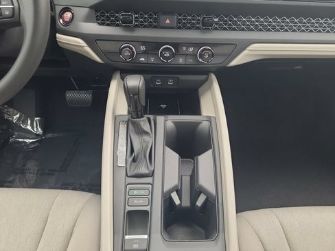 Used 2026 Honda Accord LX image 11