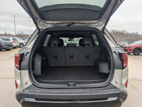 New 2026 GMC Terrain Elevation w/ Elevation Premium Package image 16