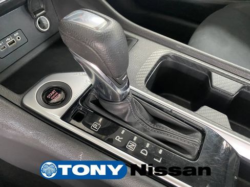 Used 2022 Nissan Sentra SV FWD image 35