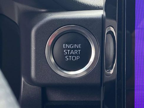 Used 2025 Toyota 4Runner Limited RWD image 28
