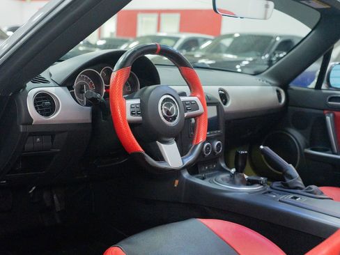 Used 2014 MAZDA MX-5 Miata Grand Touring image 13