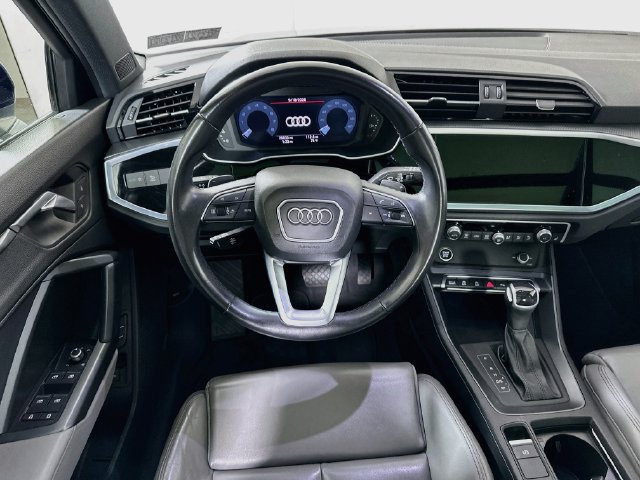 Used 2023 Audi Q3 2.0T Premium w/ Black Optic Sport Package AWD/4WD image 22
