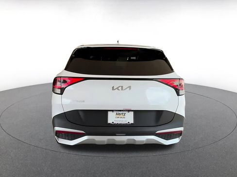 Used 2025 Kia Sportage LX FWD image 12