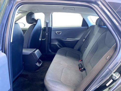 Certified 2025 Kia K4 FWD image 32