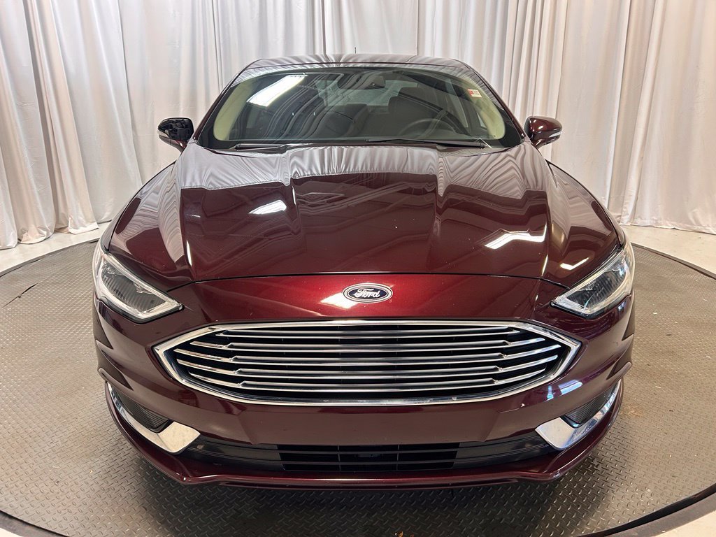 Used 2018 Ford Fusion SE w/ Fusion SE Technology Package FWD image 25