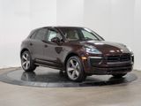 Used 2024 Porsche Macan image 3