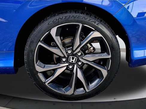 Used 2020 Honda Civic Sport image 32