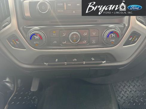 Used 2017 GMC Sierra 1500 SLE w/ Suspension Package, Off-Road image 28