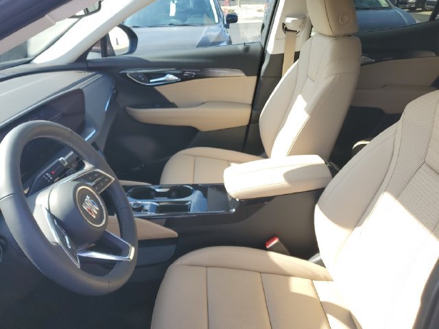 Certified 2025 Buick Envision Preferred AWD/4WD image 18