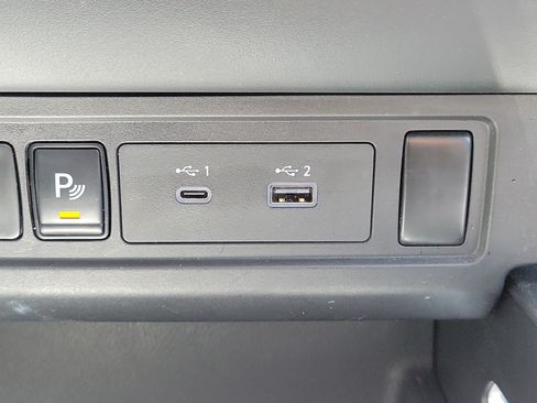 Certified 2024 Nissan Frontier SV w/ Technology Package RWD image 28